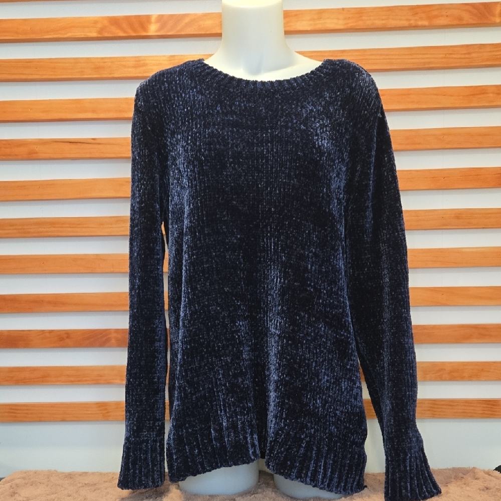 Orvis Midnight Blue Crew Neck Sweater‎